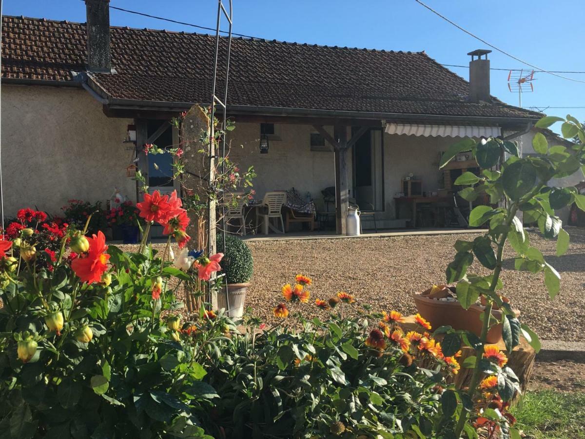 La Petite Maison Villa Toulon-sur-Arroux Екстериор снимка